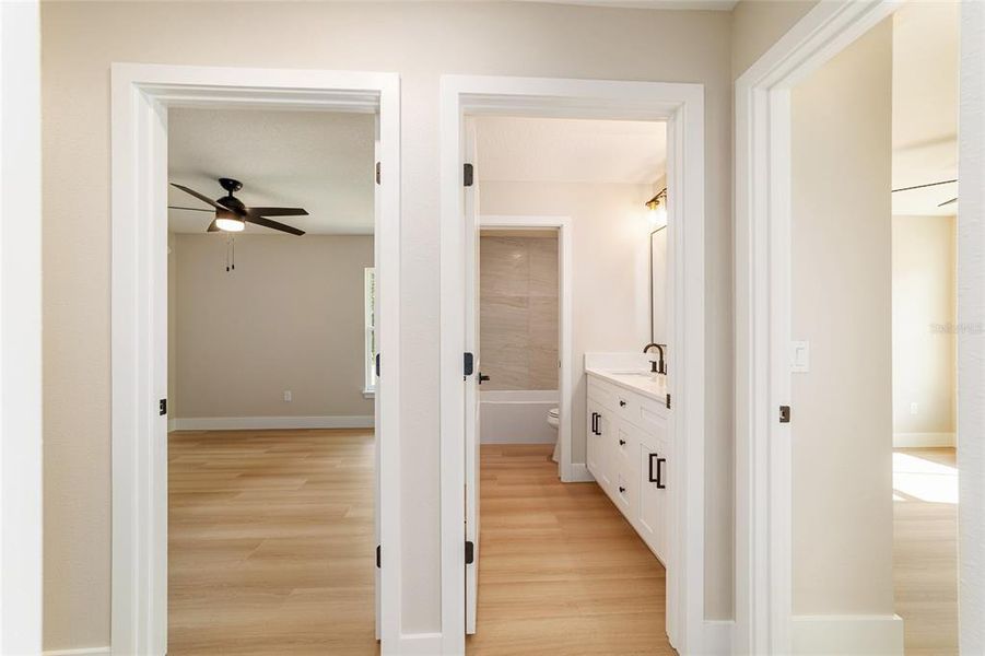 Spacious, unfurnished interior of a new home in , Ocala (Image 49).