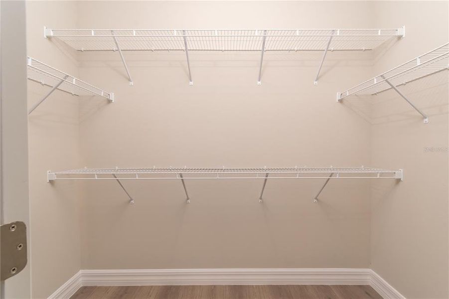 Spacious, unfurnished interior of a new home in , Citrus Springs (Image 33).