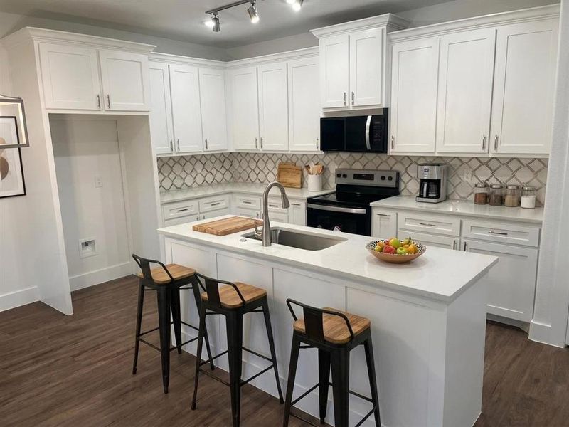 Furnished interior view inside a new home in , Granbury (Image 10).
