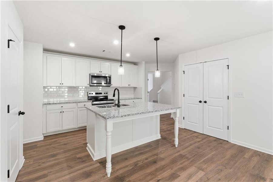 Furnished interior view inside a new home in Silver Leaf, Dawsonville (Image 14).