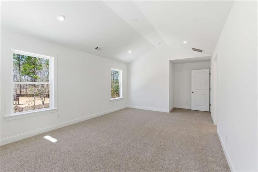 Spacious, unfurnished interior of a new home in The Estates at Hurricane Pointe, Douglasville (Image 31). Spacious, unfurnished interior of a new home in The Estates at Hurricane Pointe, Douglasville (Image 31).