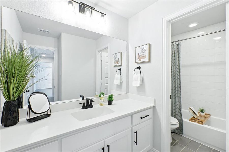 Furnished interior view inside a new home in , Lewisville (Image 10). Furnished interior view inside a new home in , Lewisville (Image 10).