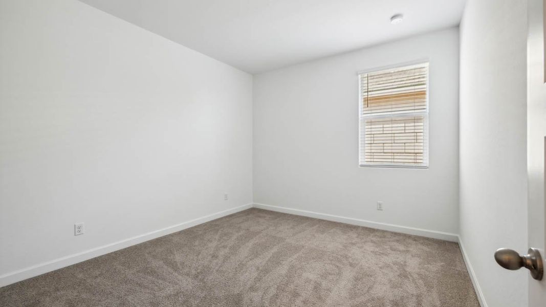 Spacious, unfurnished interior of a new home in Magma Ranch Vistas, Florence (Image 22).