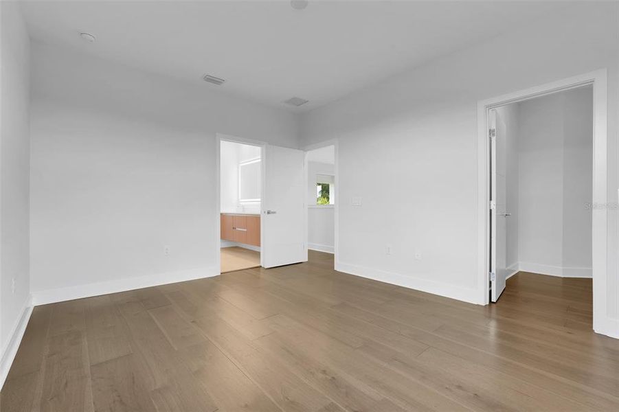Spacious, unfurnished interior of a new home in Hampton Green at Providence, Davenport (Image 40).