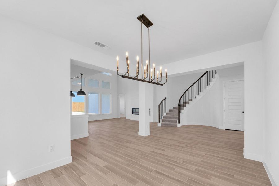 Spacious, unfurnished interior of a new home in Nolina, Georgetown (Image 16).