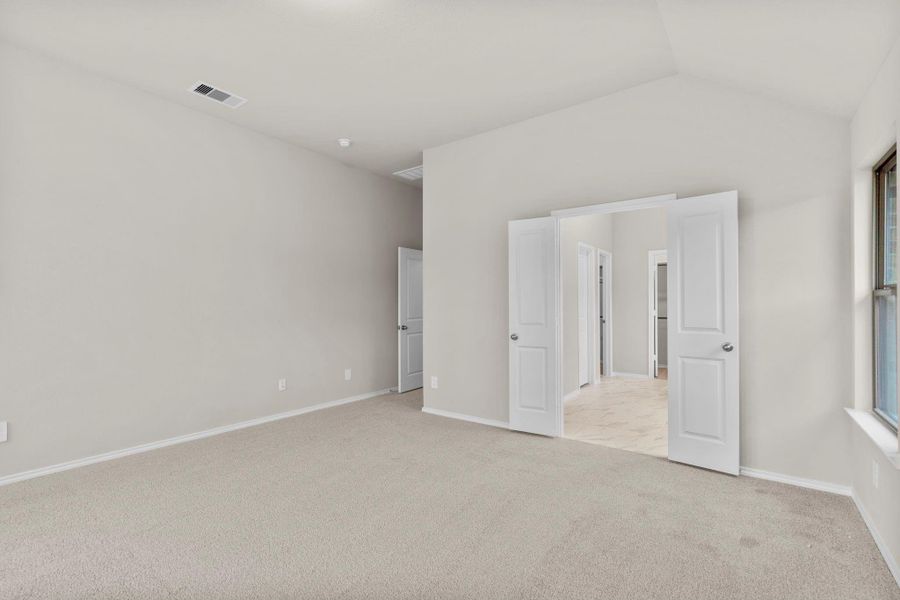 Spacious, unfurnished interior of a new home in The Highlands, Porter (Image 21).