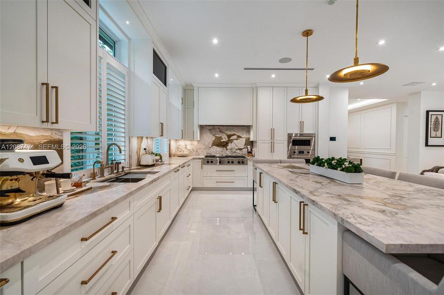 Furnished interior view inside a new home in , Pinecrest (Image 8).