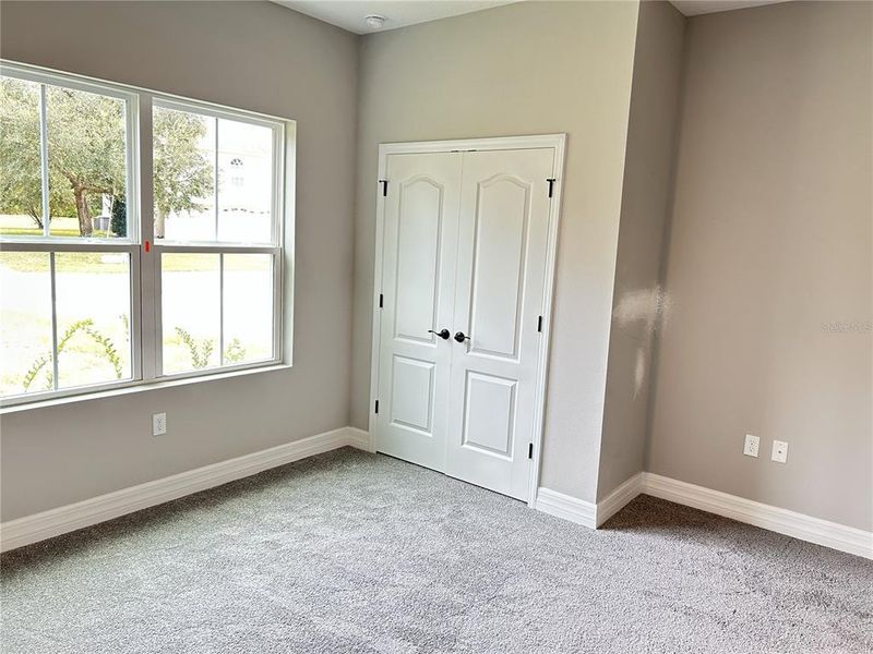 Spacious, unfurnished interior of a new home in , Homosassa (Image 18).