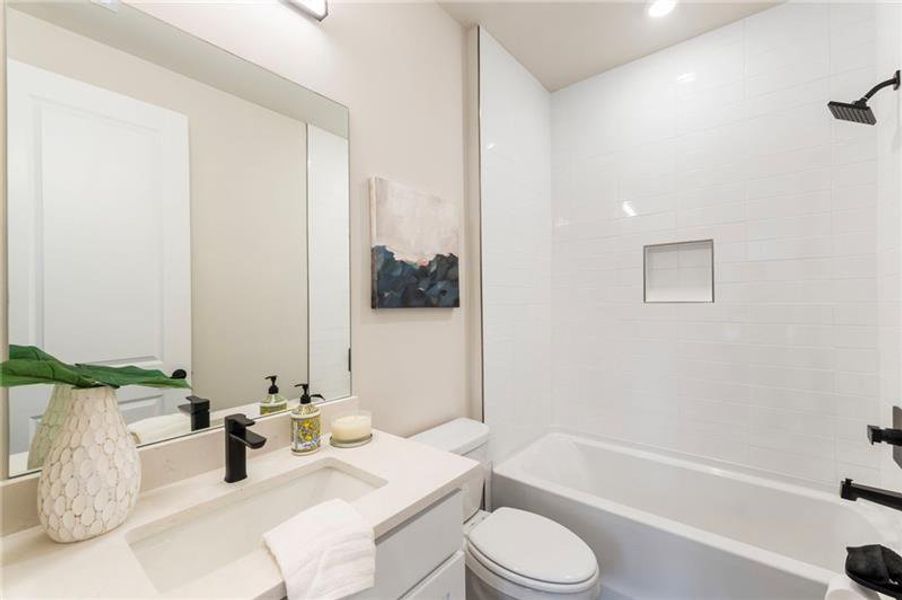 Furnished interior view inside a new home in , Atlanta (Image 20). Furnished interior view inside a new home in , Atlanta (Image 20).