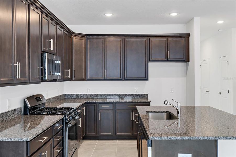 Furnished interior view inside a new home in Osprey Ranch Townhomes, Winter Garden (Image 6).