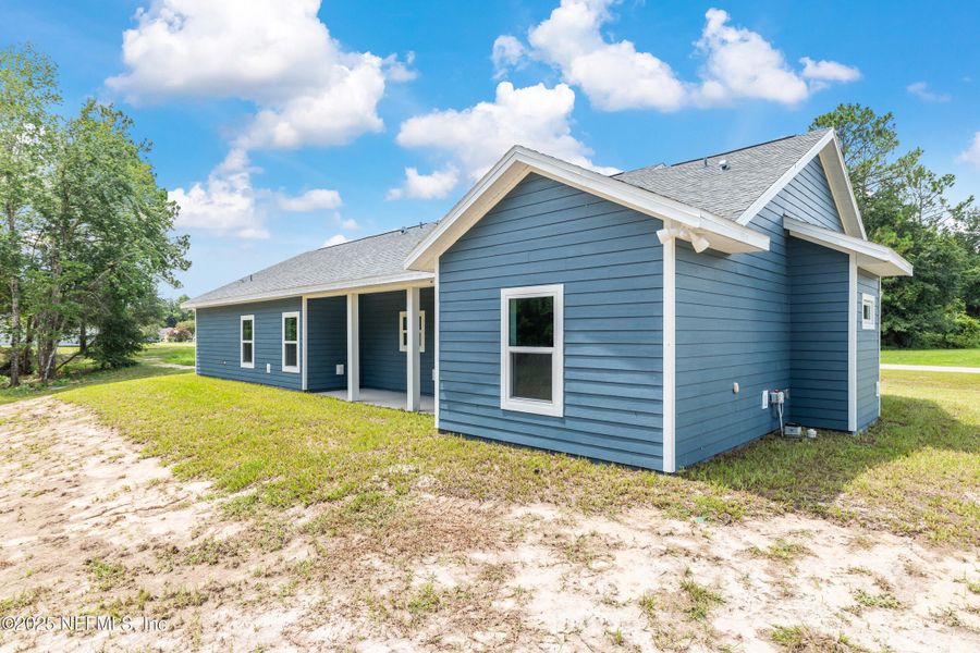Front exterior of a new home in , Hampton, FL, highlighting curb appeal (Image 18).