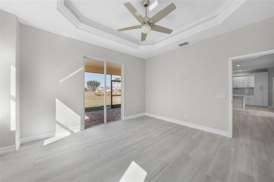 Spacious, unfurnished interior of a new home in , Punta Gorda (Image 15).