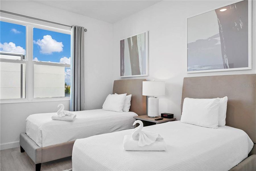 Furnished interior view inside a new home in , Davenport (Image 9).