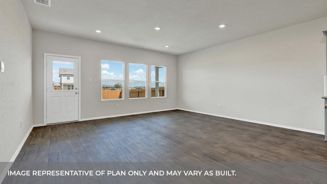 Spacious, unfurnished interior of a new home in Paramount, Kyle (Image 17).