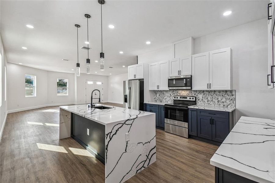Furnished interior view inside a new home in , Spring Hill (Image 16).