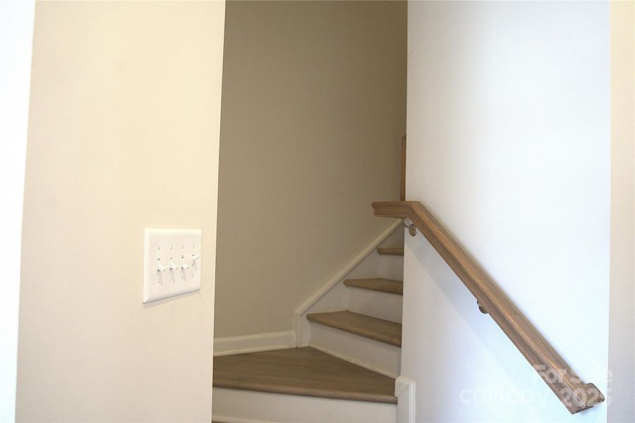 Spacious, unfurnished interior of a new home in , Fort Mill (Image 15).