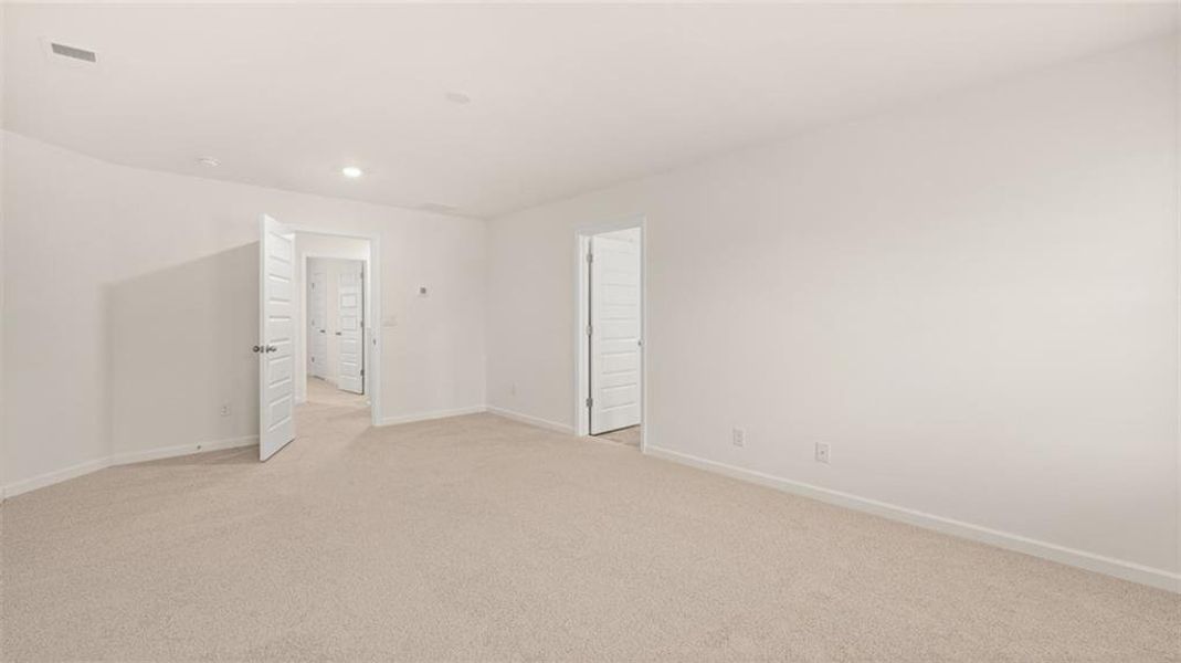Spacious, unfurnished interior of a new home in Champion's Run, Lithonia (Image 12).