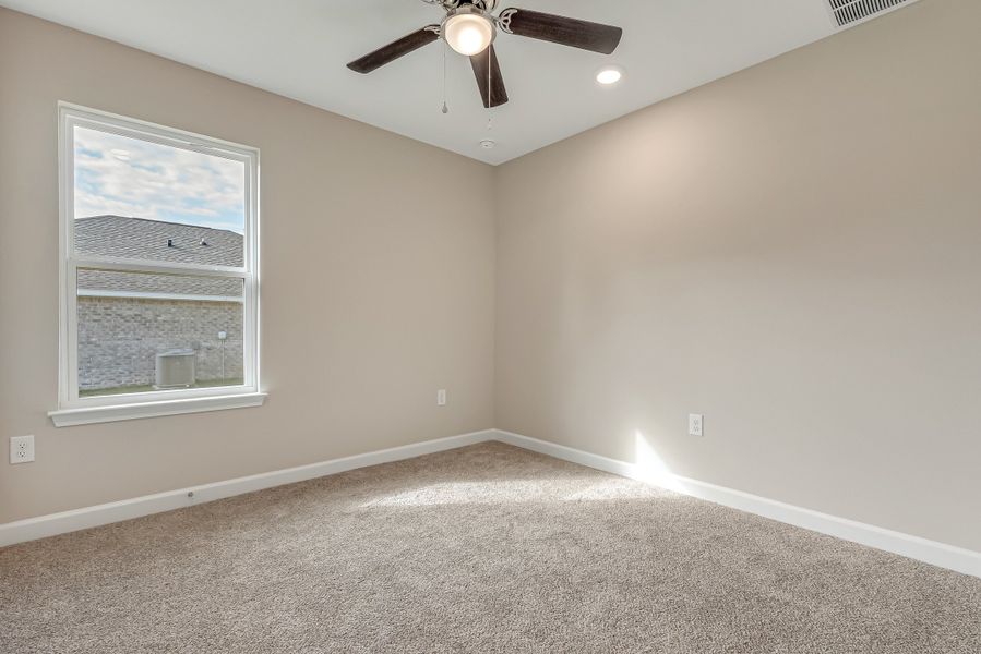 Representative unfurnished interior of a home built from the Dalton by CJL Homes in Oak Hollow, Crestview (Image 45).