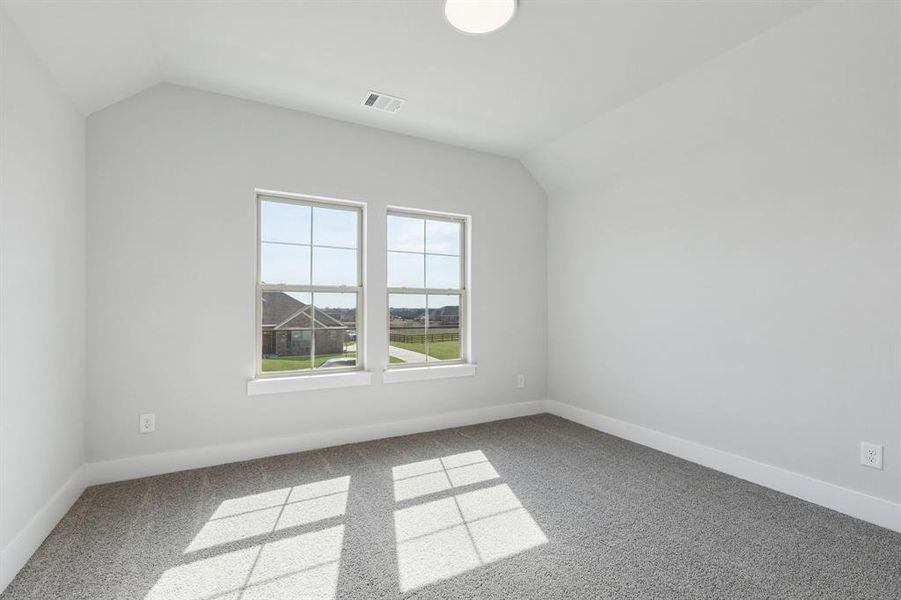 Spacious, unfurnished interior of a new home in Ellis Ranch Estates, Waxahachie (Image 30). Spacious, unfurnished interior of a new home in Ellis Ranch Estates, Waxahachie (Image 30).