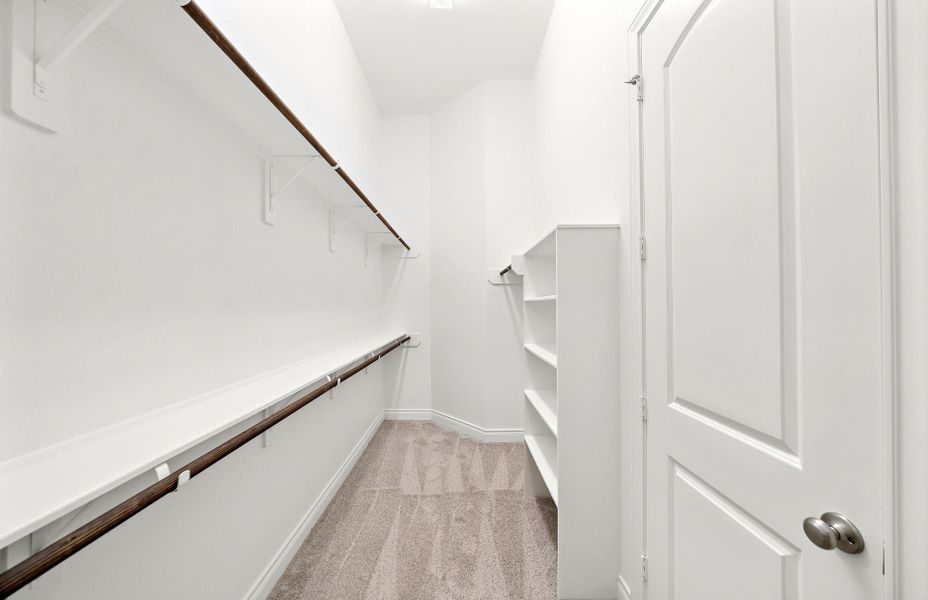 **Representative photo** **Representative photo**