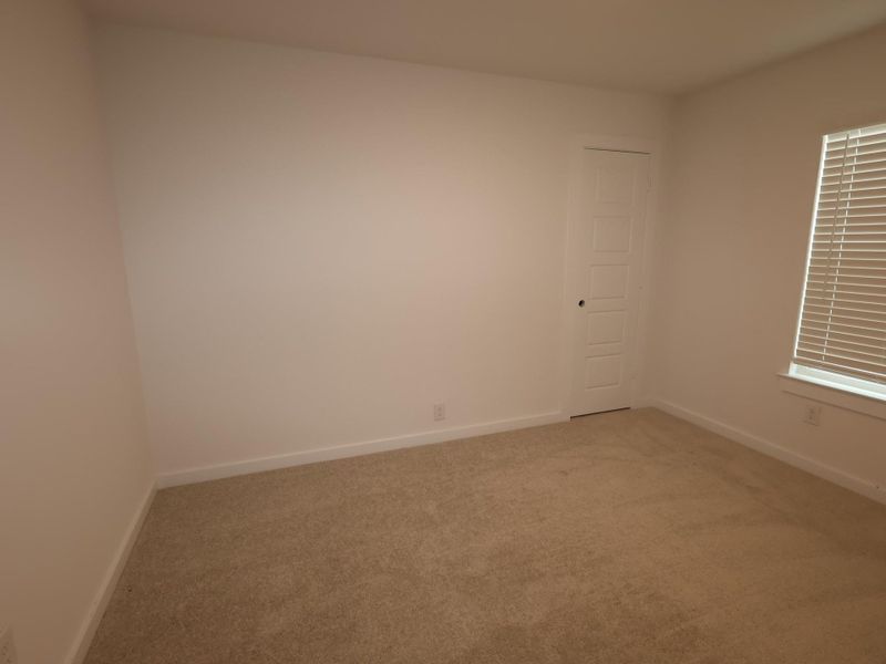 Spacious, unfurnished interior of a new home in Summerview, Fulshear (Image 16). Spacious, unfurnished interior of a new home in Summerview, Fulshear (Image 16).