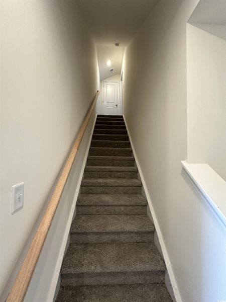 Spacious, unfurnished interior of a new home in Oak Hollow, Longs (Image 16).