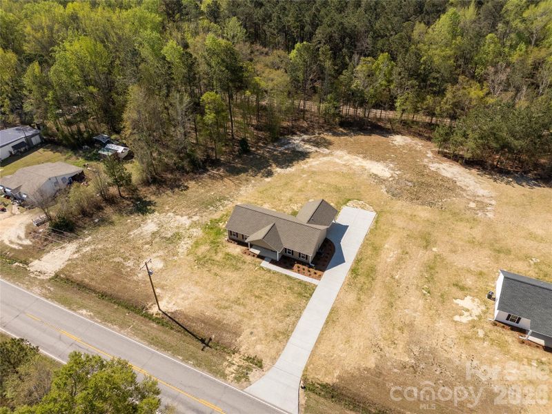 Image 32 of a home in .