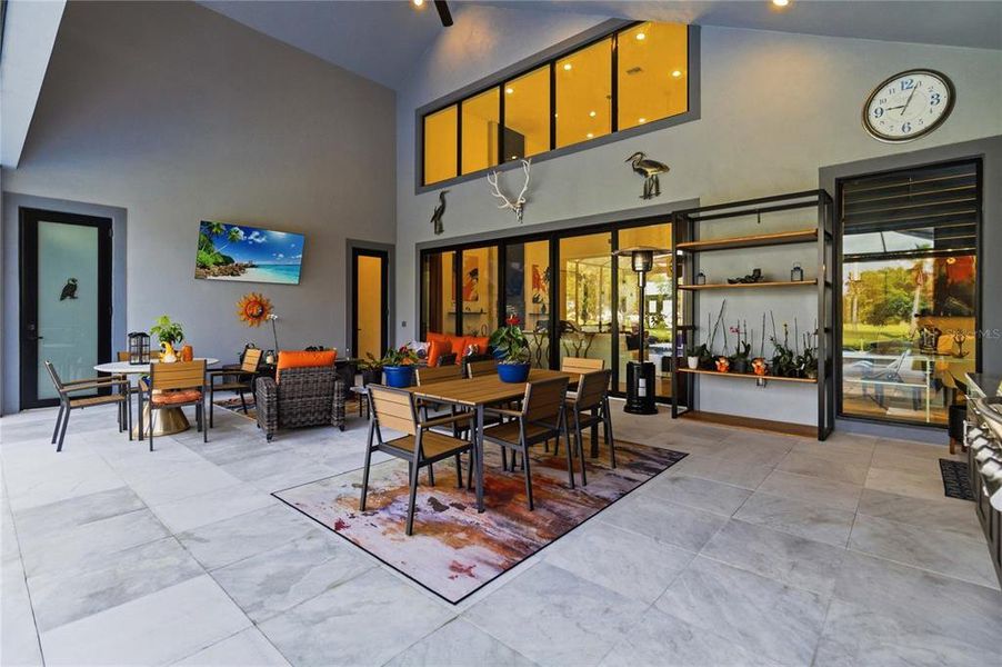 Community amenities in , Groveland (Image 58).