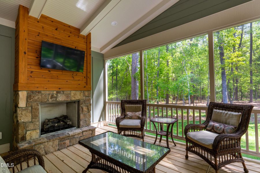 37_515 roberson creek-39