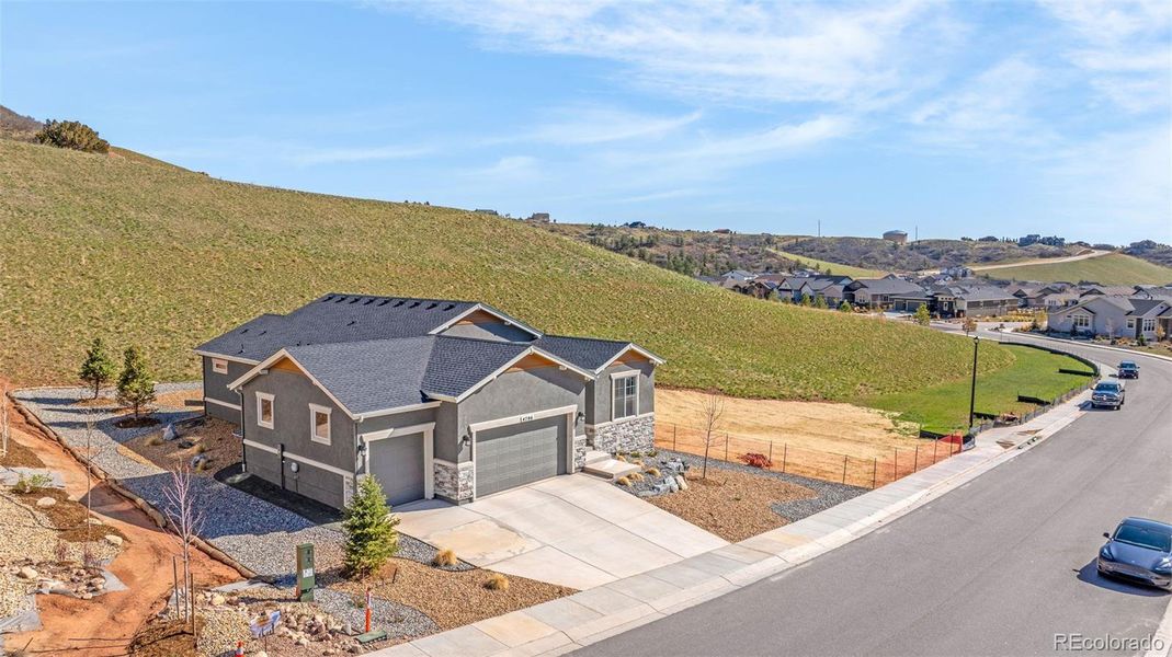 Image 22 of a home in .