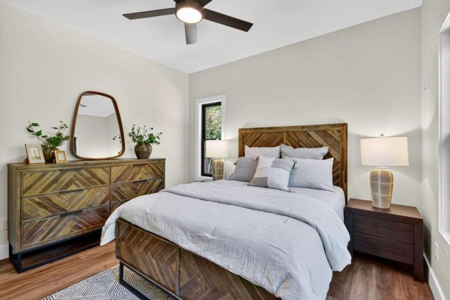 Furnished interior view inside a new home in , McCaysville (Image 4).