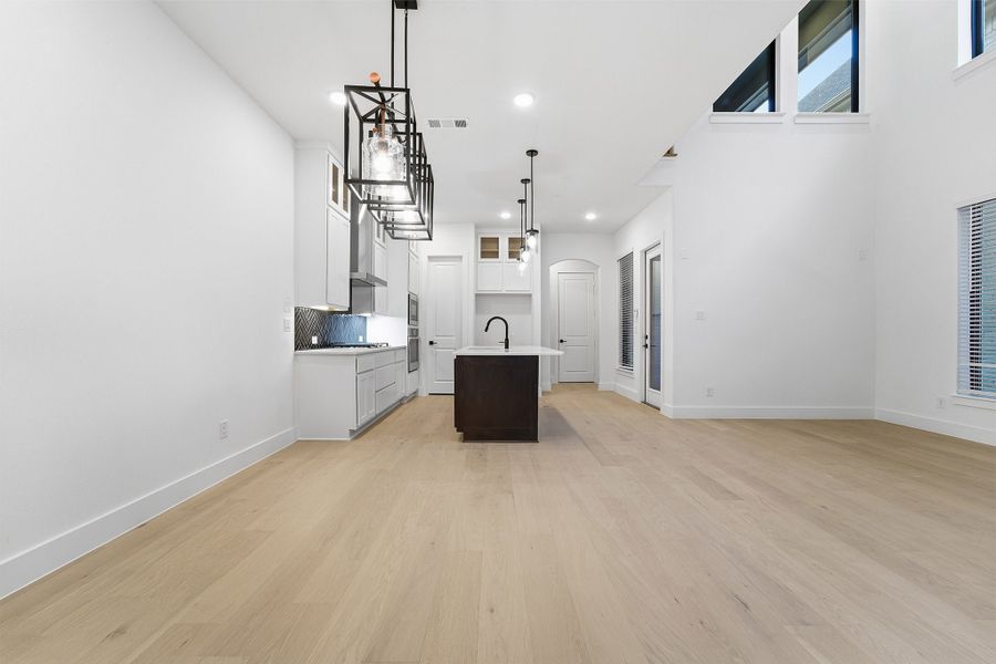 Spacious, unfurnished interior of a new home in Craig Ranch, McKinney (Image 23). Spacious, unfurnished interior of a new home in Craig Ranch, McKinney (Image 23).