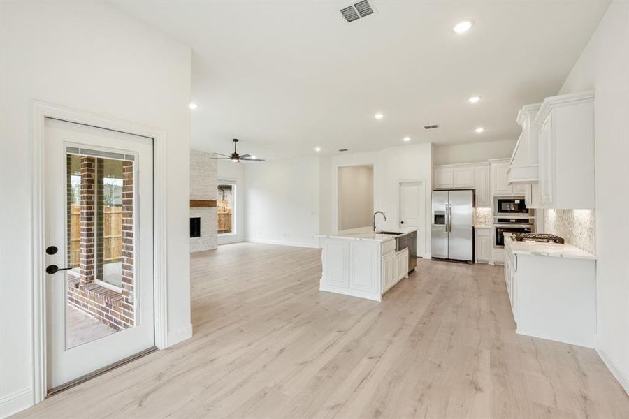 Image 31 of a home in West Crossing. Image 31 of a home in West Crossing.