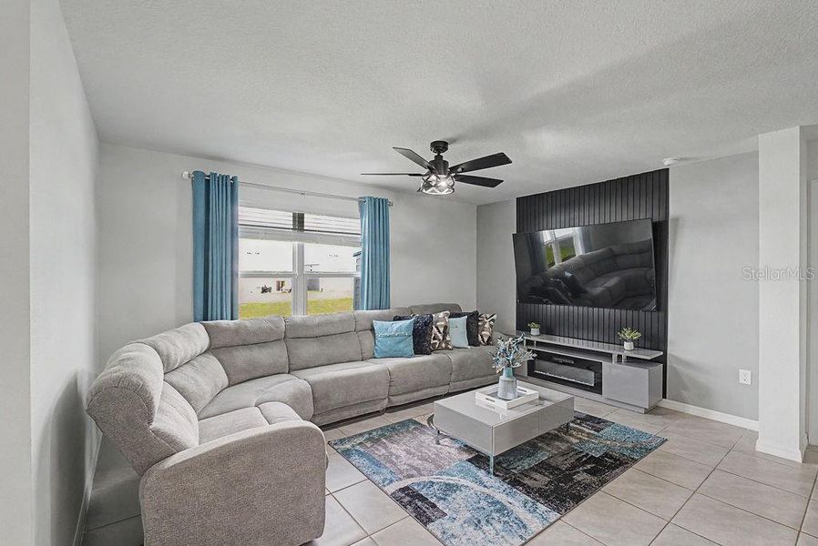 Furnished interior view inside a new home in , Alachua (Image 14).