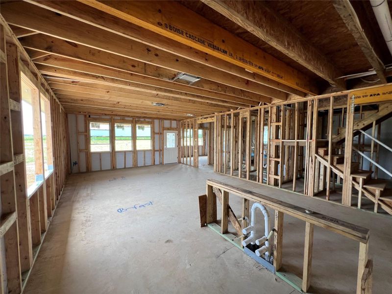 Spacious, unfurnished interior of a new home in Rolling Glen, Hutto (Image 33). Spacious, unfurnished interior of a new home in Rolling Glen, Hutto (Image 33).
