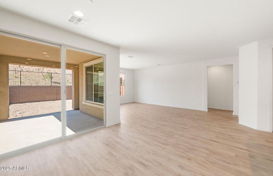 Cafe/Gathering Room Cafe/Gathering Room