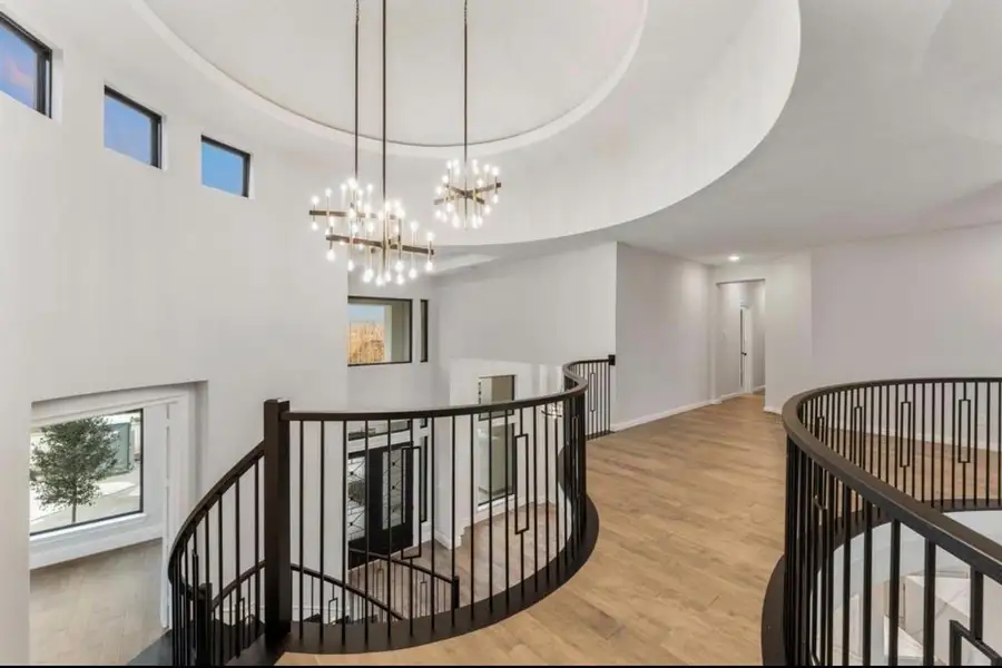 Furnished interior view inside a new home in , Fresno (Image 3).