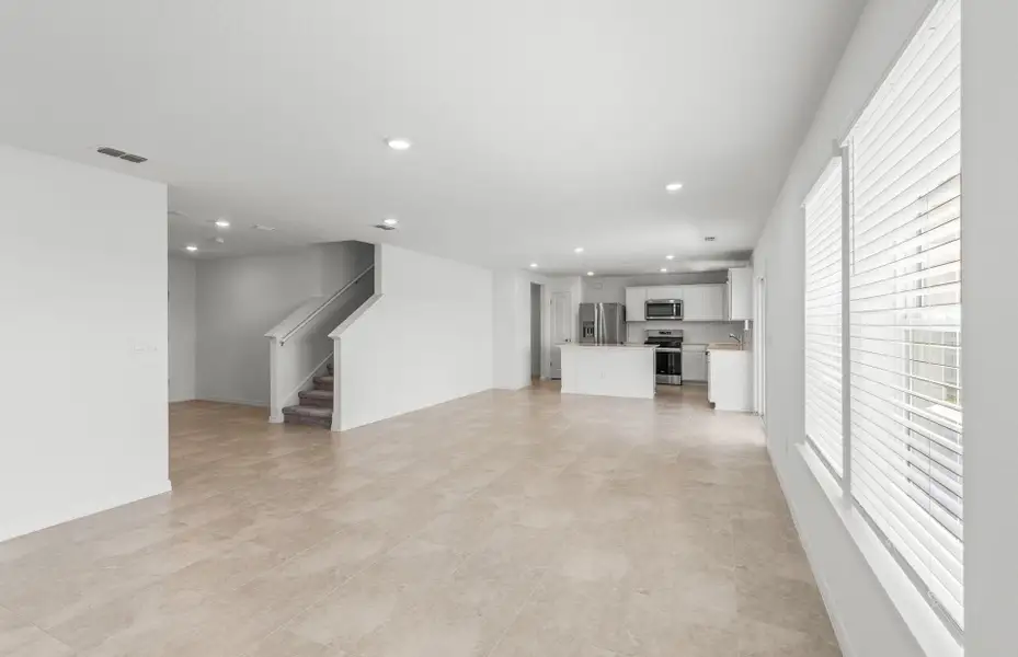 Spacious, unfurnished interior of a new home in Wells Landing, Jacksonville (Image 6). Spacious, unfurnished interior of a new home in Wells Landing, Jacksonville (Image 6).