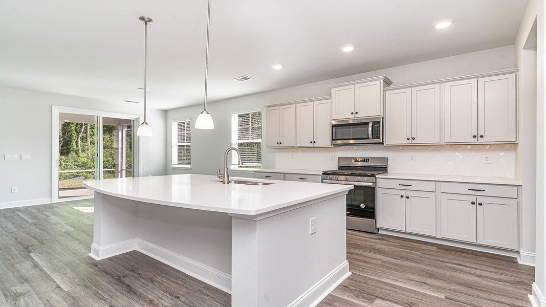 Representative furnished interior of a home built from the HARBOR OAK by D.R. Horton in Haven View, Murrells Inlet (Image 6).
