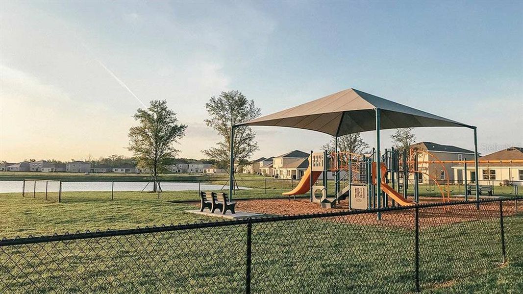 Community amenities in Meadow Ridge at Epperson, Wesley Chapel (Image 32).