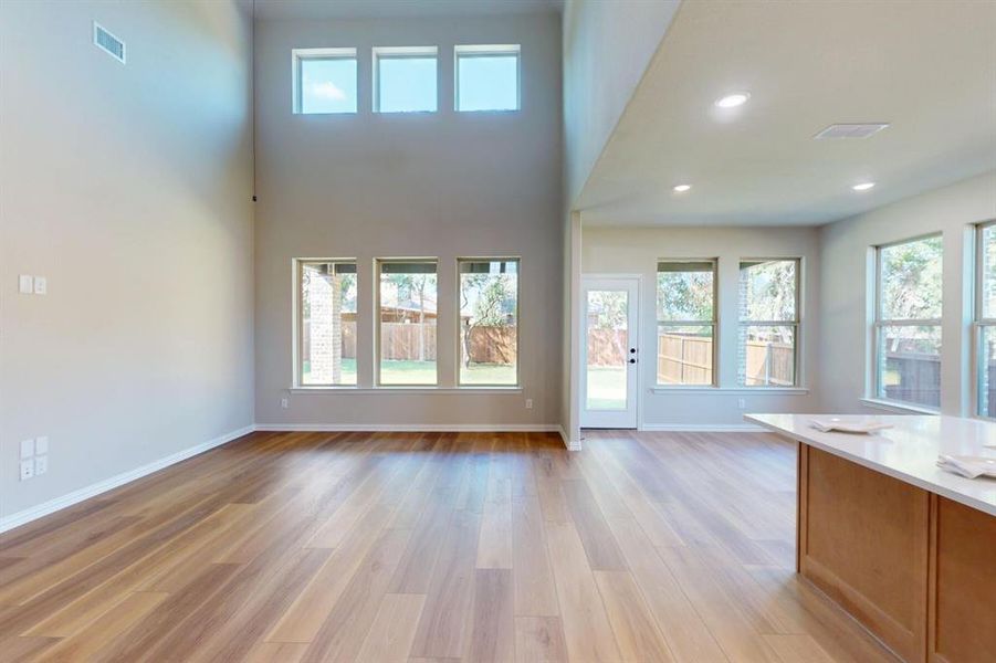 Spacious, unfurnished interior of a new home in Vintage Village, Argyle (Image 29).
