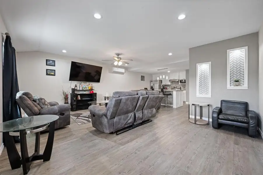 Furnished interior view inside a new home in , Joshua (Image 9).