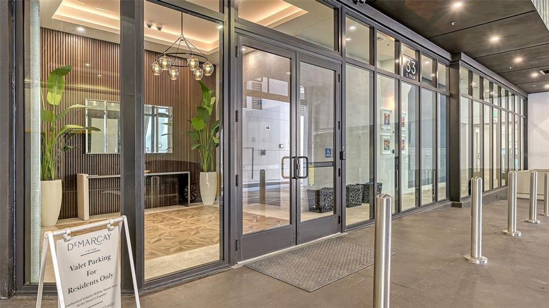 Image 83 of a home in .