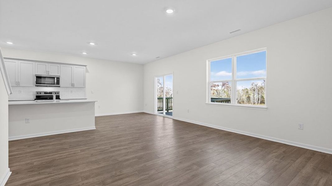 Spacious, unfurnished interior of a new home in Baker Farm, Youngsville (Image 11).