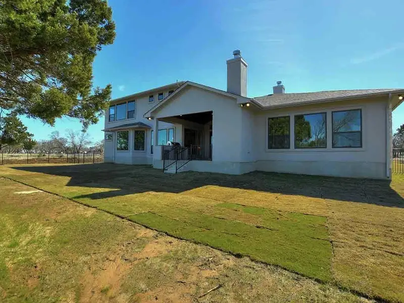 Representative exterior details of a home built from the Santa Barbara II by Giddens Homes in Scofield Farms Estates, Georgetown (Image 46).