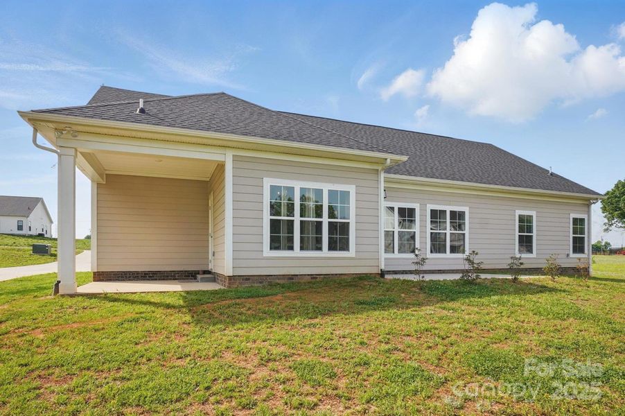 Exterior details and patio area of a home in , Monroe (Image 28).