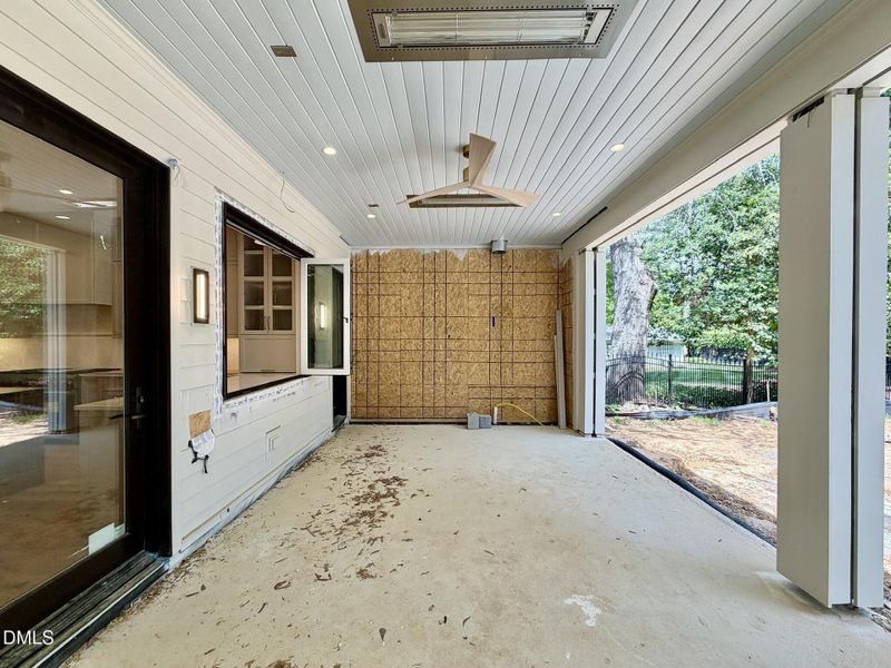 2EC9997A-B94E-4521-8DB4-8E41AD2CD535_1_1