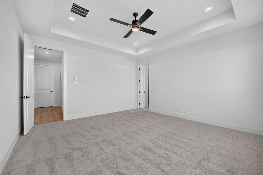 Spacious, unfurnished interior of a new home in Paloma Ranches, Justin (Image 35). Spacious, unfurnished interior of a new home in Paloma Ranches, Justin (Image 35).