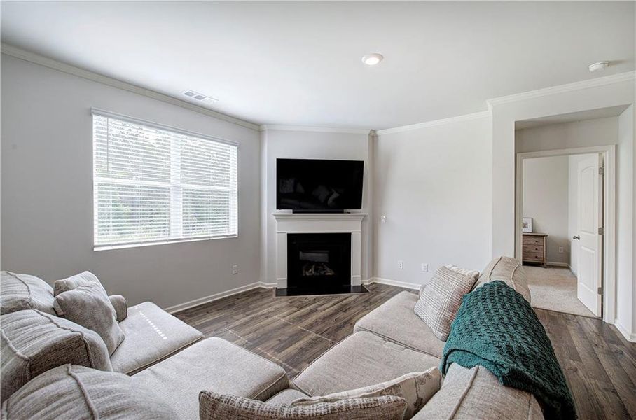 Furnished interior view inside a new home in , Cartersville (Image 7).