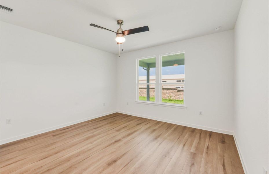 Spacious, unfurnished interior of a new home in Sun City Texas, Georgetown (Image 13). Spacious, unfurnished interior of a new home in Sun City Texas, Georgetown (Image 13).